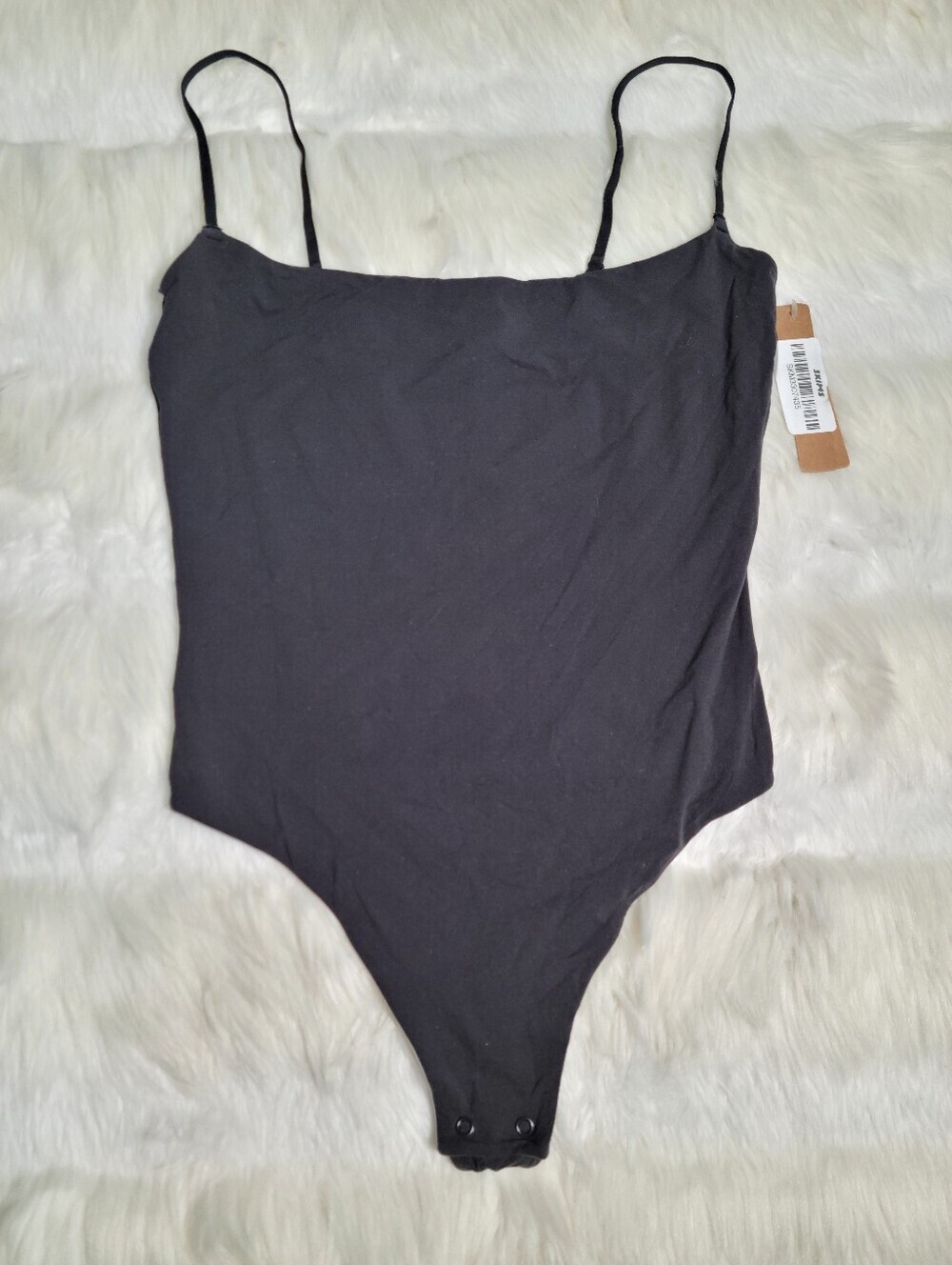 SKIMS Fits Everybody Cami Thong Bodysuit Black Onyx Women Small NEW